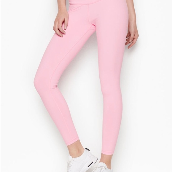 Victoria secret work out Outfit size medium 34C - Picture 2 of 6